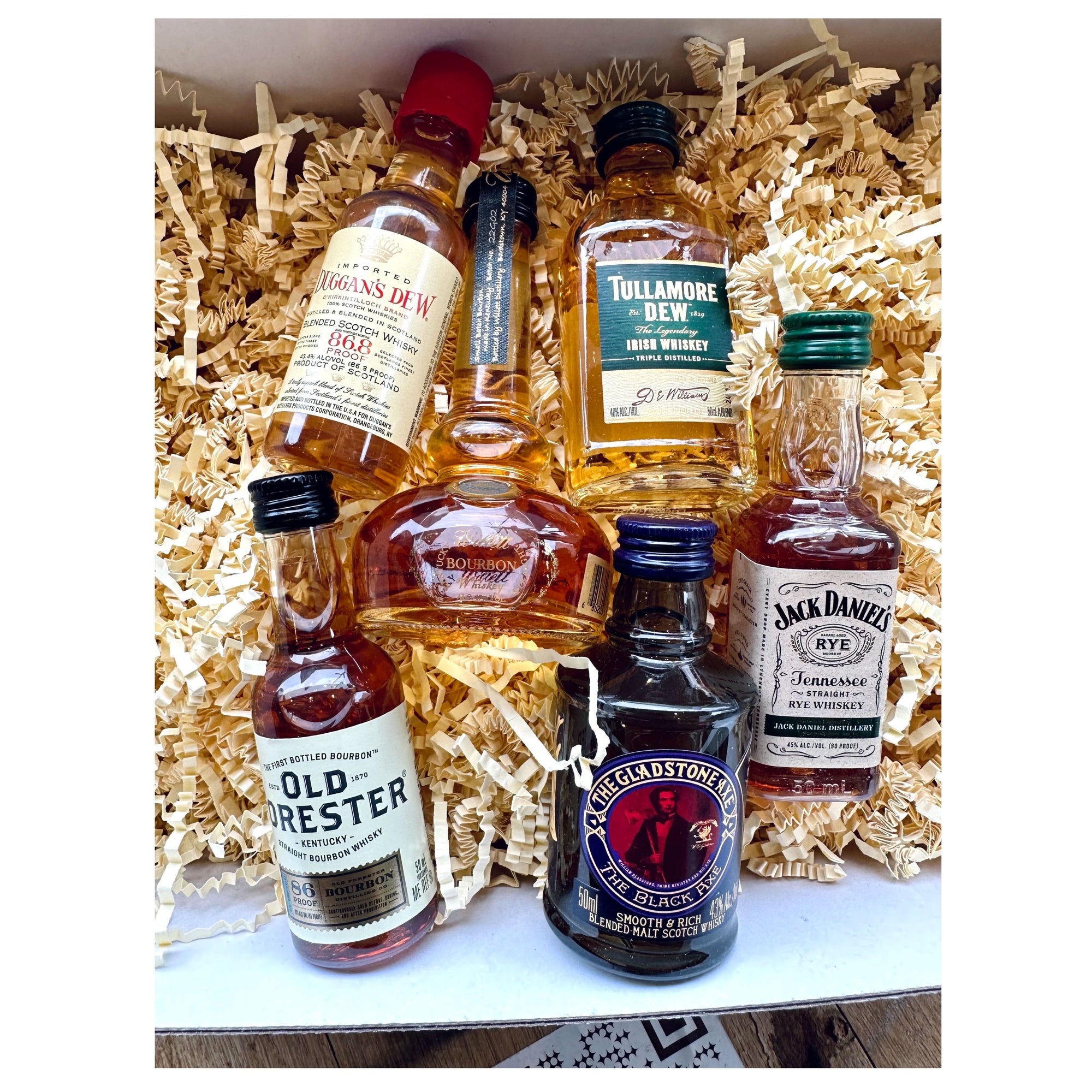 ABOV Whiskey Essentials Box